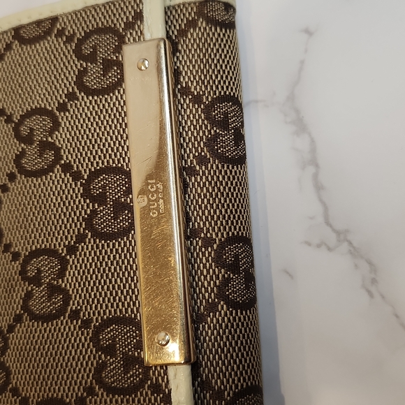 Authentic Gucci GG Web 6 Key Holder - Picture 3 of 13